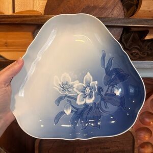 Vintage Bing & Grondahl “Christmas Rose” Blue and White Triangular Plate Denmark